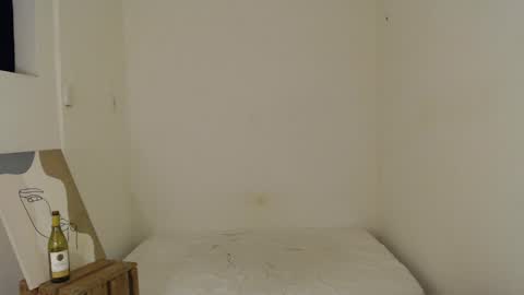 Elisa online show from February 2026 10:06:02 PM