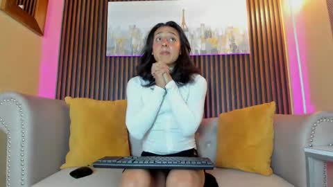 Snapshot of elisasue chatting on May 2026 02:20:02 AM Elisa Sue online show from May 2026 02:20:02 AM