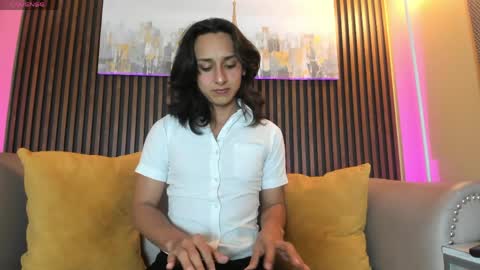 Snapshot of elisasue chatting on May 2026 11:06:02 PM Elisa Sue online show from May 2026 11:06:02 PM