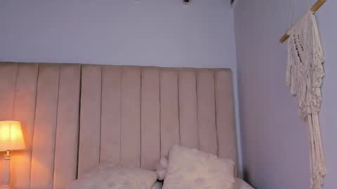 Elise diamond online show from May 2026 12:15:01 AM