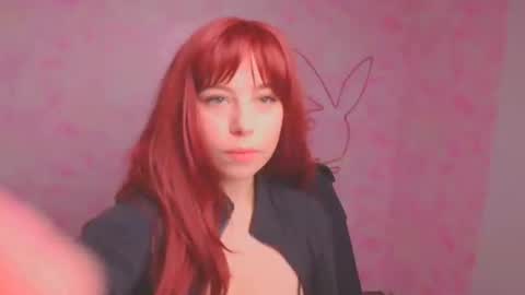 Snapshot of elise_kissu_ chatting on October 2025 11:43:02 AM Alice online show from October 2025 11:43:02 AM