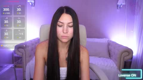 Snapshot of elisevelour chatting on October 2025 02:39:02 PM elisevelour online show from October 2025 02:39:02 PM