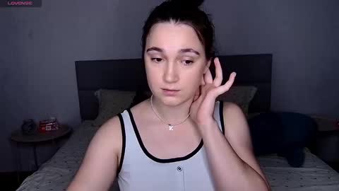 Snapshot of eliz_v_ta chatting on September 2025 09:58:01 PM Eliz online show from September 2025 09:58:01 PM