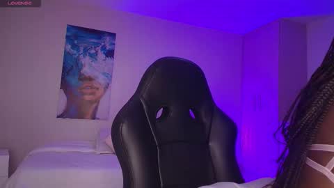 ELIZA online show from October 2025 11:44:01 AM