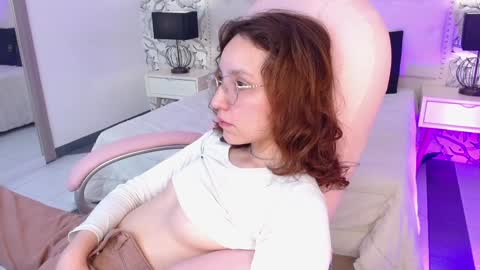 Eliza online show from January 2025 07:21:01 PM