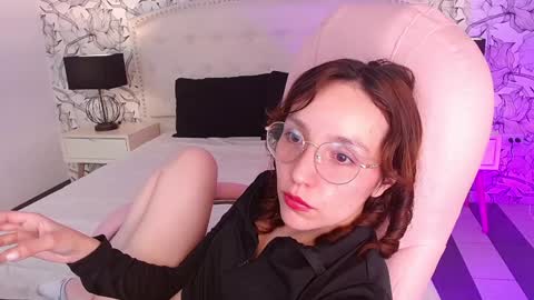 Eliza online show from January 2025 07:43:01 PM