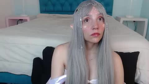 Eliza online show from October 2025 05:25:01 PM