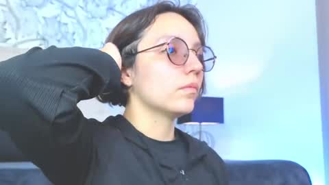 Eliza online show from May 2026 07:08:01 PM
