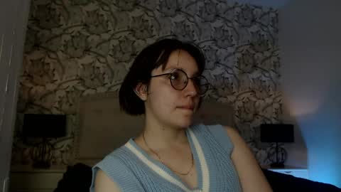 Eliza online show from May 2026 08:47:01 PM