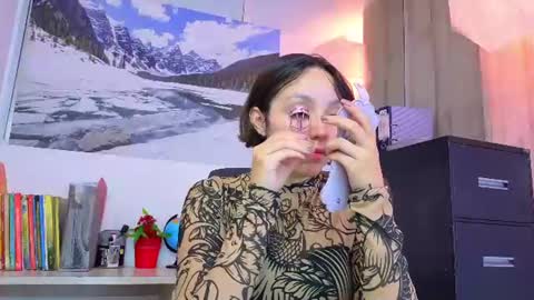 Eliza online show from June 2026 04:54:01 PM
