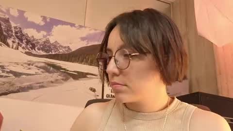 Eliza online show from June 2026 05:50:02 PM