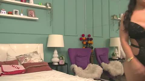 Eliza online show from January 2025 01:32:02 PM