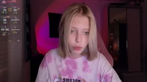 Elizabeth online show from October 2025 04:51:01 PM