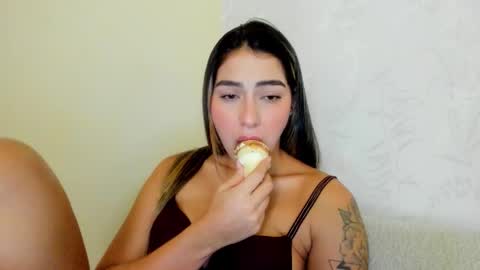 My name is ElizaPVT is open online show from November 2025 11:04:02 PM