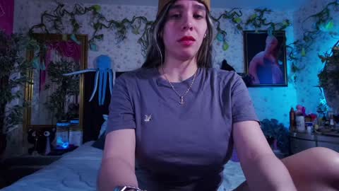 Elizabeth online show from January 2025 10:10:02 AM
