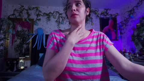 Elizabeth online show from January 2025 10:06:02 AM