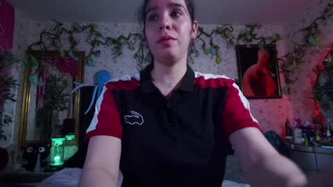 Elizabeth online show from February 2025 10:10:02 AM