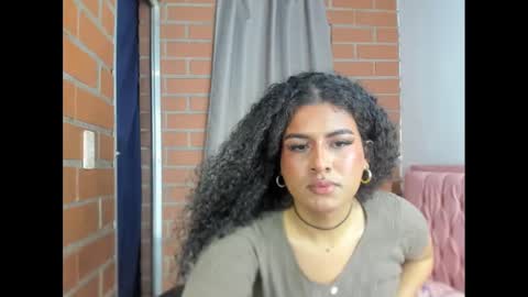 elizabeth_777 online show from December 2024 01:58:02 AM