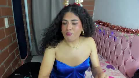 elizabeth_777 online show from December 2024 09:25:02 PM
