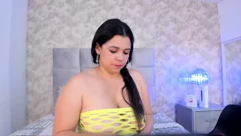 Snapshot of elizabeth_colleman chatting on January 2025 09:50:01 PM Elizabeth online show from January 2025 09:50:01 PM