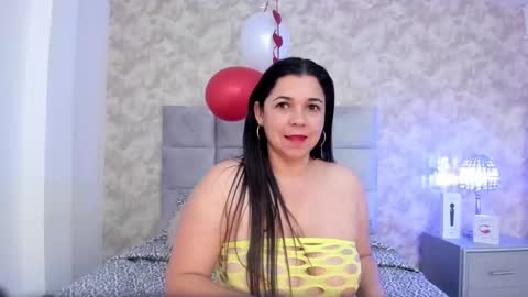 Snapshot of elizabeth_colleman chatting on February 2025 01:22:01 AM Elizabeth online show from February 2025 01:22:01 AM