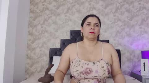 Snapshot of elizabeth_colleman chatting on March 2026 08:59:01 PM Elizabeth online show from March 2026 08:59:01 PM