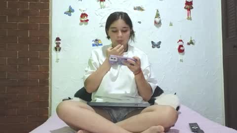 Snapshot of elizabeth_evanz chatting on December 2024 08:38:02 PM elizabeth online show from December 2024 08:38:02 PM