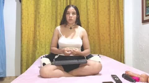 Snapshot of elizabeth_evanz chatting on January 2025 11:32:02 PM elizabeth online show from January 2025 11:32:02 PM