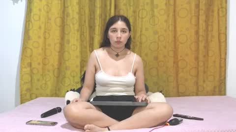 Snapshot of elizabeth_evanz chatting on January 2025 02:21:02 AM elizabeth online show from January 2025 02:21:02 AM