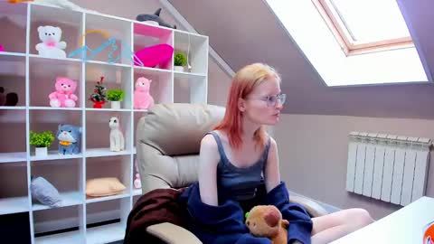 Snapshot of elizabeth_harpper chatting on January 2025 07:12:02 AM Elizabeth online show from January 2025 07:12:02 AM