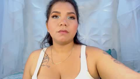 Snapshot of elizabeth_suan_ chatting on April 2026 12:05:02 PM Elizabeth online show from April 2026 12:05:02 PM