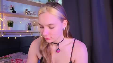 Elizabeth online show from May 2026 01:21:02 AM