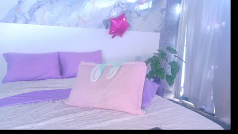 Lizzy online show from April 2026 07:44:01 PM