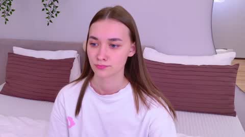 Snapshot of elizabethcash chatting on March 2025 01:53:02 AM Elizabeth online show from March 2025 01:53:02 AM