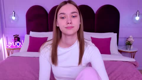 Snapshot of elizabethcash chatting on September 2025 03:09:02 AM Elizabeth online show from September 2025 03:09:02 AM