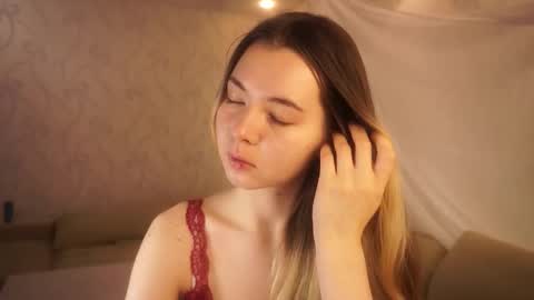 Snapshot of elizabethennals chatting on October 2025 06:41:02 PM Elizabeth online show from October 2025 06:41:02 PM