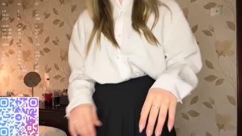 Snapshot of elizabethrabin chatting on February 2026 05:08:01 PM Mia online show from February 2026 05:08:01 PM