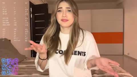 Snapshot of elizabethrabin chatting on March 2026 05:04:01 PM Mia online show from March 2026 05:04:01 PM