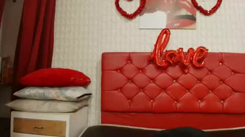 Snapshot of elizabetth_roman chatting on March 2026 08:02:01 PM elizabetth_roman online show from March 2026 08:02:01 PM