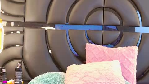 Snapshot of elizabetthkitty chatting on January 2025 10:13:02 PM Elizabet online show from January 2025 10:13:02 PM