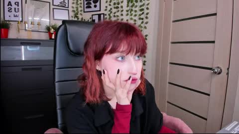Eliza online show from May 2026 11:24:02 PM