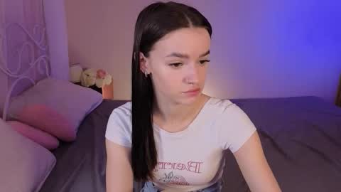 Snapshot of elizzza_ chatting on September 2025 05:08:02 AM elizzza_ online show from September 2025 05:08:02 AM