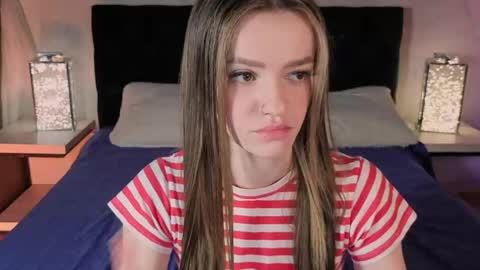 elizzza_ online show from April 2026 05:06:01 AM