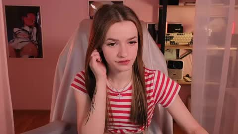 elizzza_ online show from April 2026 05:12:02 AM