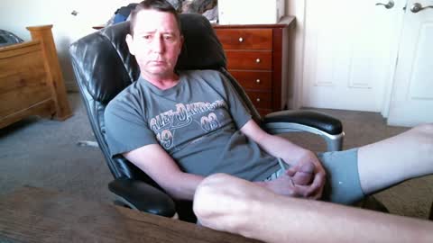 Elk online show from December 2024 04:37:01 PM