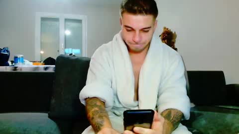 Snapshot of elkafit28 chatting on December 2024 08:20:01 AM elkafit28 online show from December 2024 08:20:01 AM