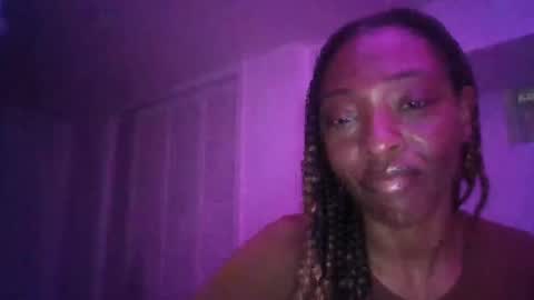 Snapshot of ella5eju chatting on September 2025 05:14:01 PM GFE online show from September 2025 05:14:01 PM