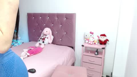 Ella  online show from December 2024 03:07:02 AM