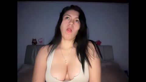 Ella  online show from March 2026 04:52:02 AM