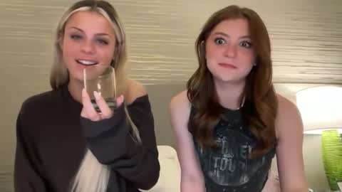 Snapshot of ella_hill chatting on February 2026 05:55:01 AM Ella online show from February 2026 05:55:01 AM